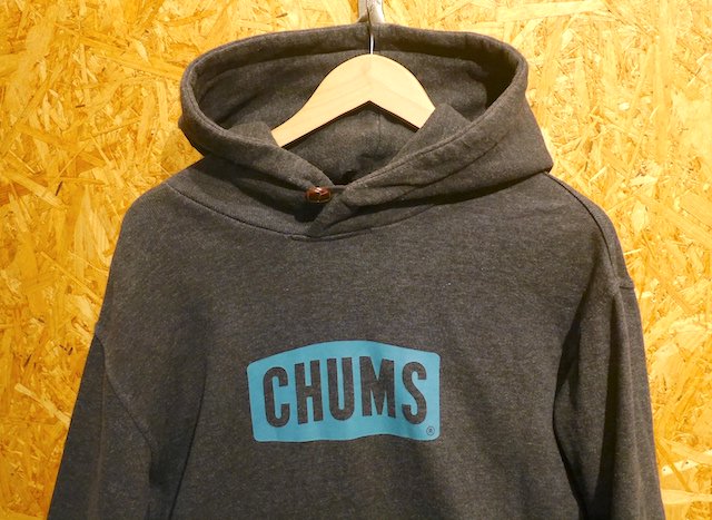 CHUMS チャムス＞ CHUMS Logo Pull Over Parka チャムスロゴプル