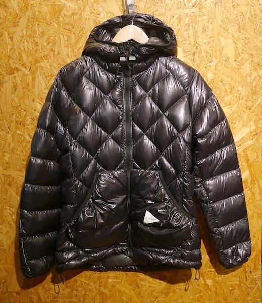 and wander アンドワンダー＞ diamond stitch down jacket| 中古