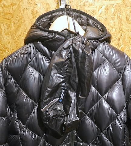 and wander アンドワンダー＞ diamond stitch down jacket| 中古