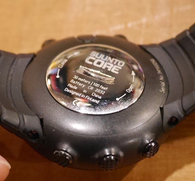 メール便可 2セットまで 【未使用】SUUNTO CORE VOLCANO スント コア