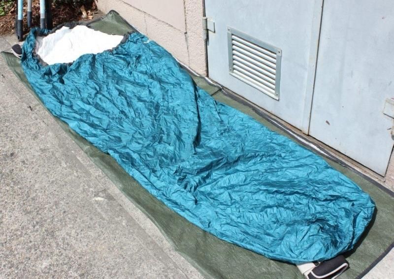 ☆未使用モンベル ブリーズドライテックUL シュラフカバー ワイド