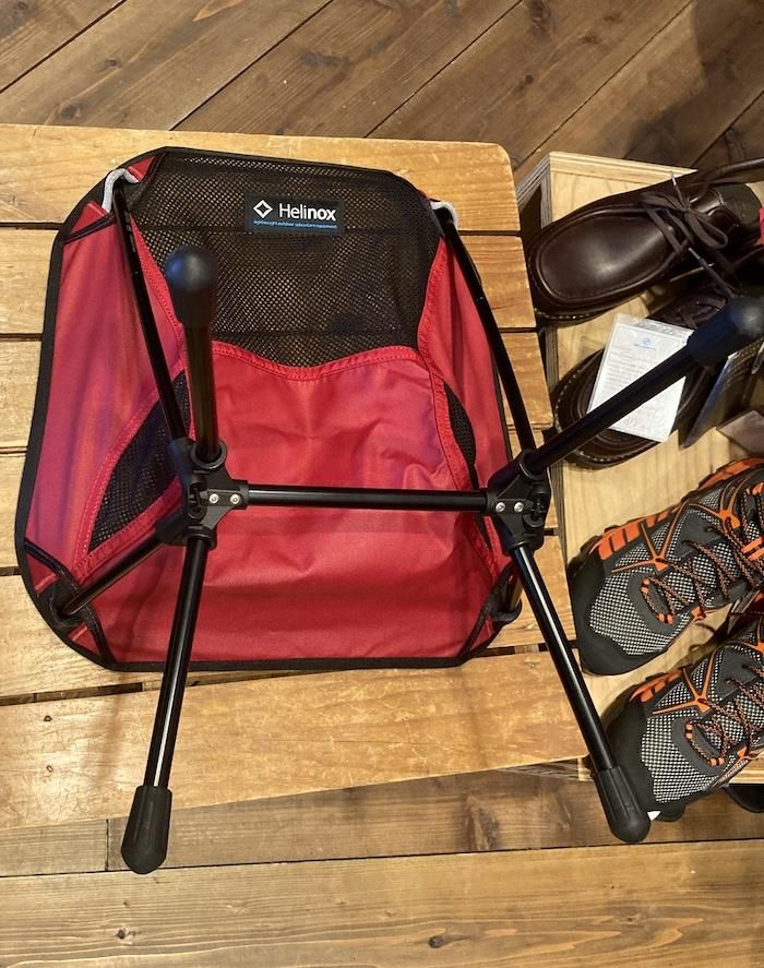 ：)Helinox アウトドアチェア レッド チェアワン 中古 Helinox セール ヘリノックス アウトドア 椅子 イス チェア