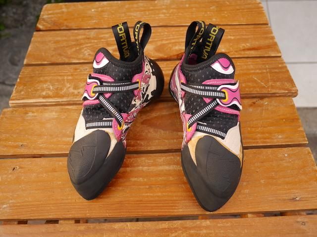 LA sportiva ソリューション 旧 - 登山用品