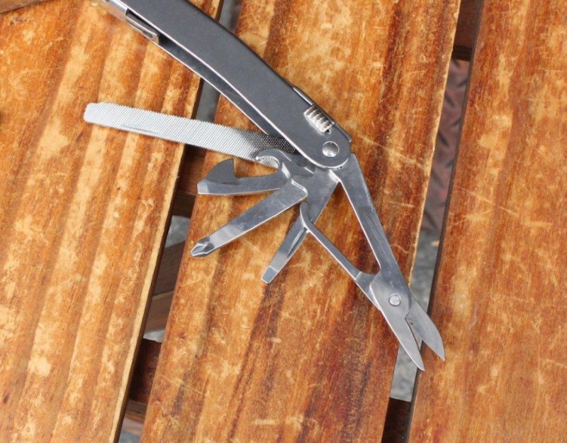 VICTORINOX ビクトリノックス＞ Swiss Tool Spirit スイスツール