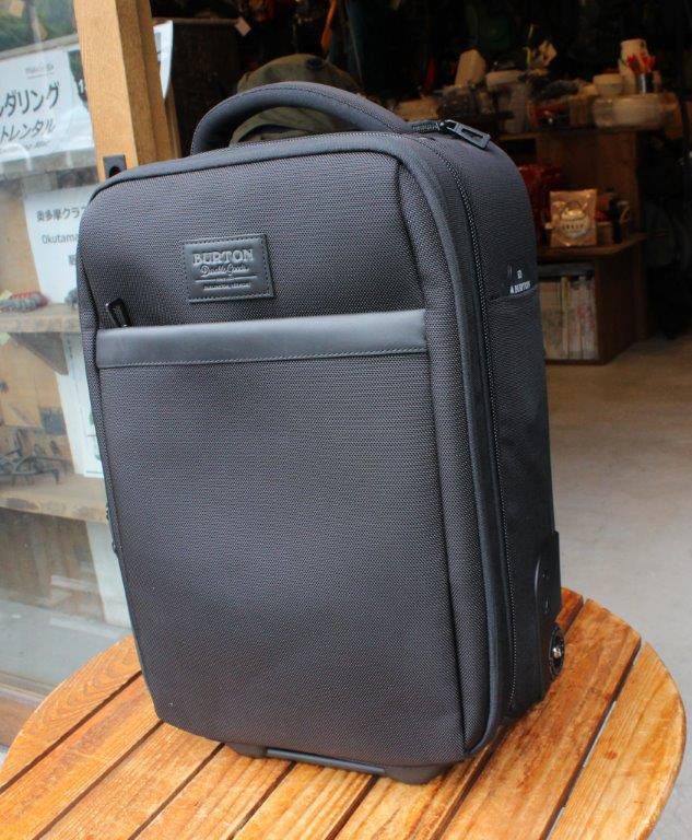 BURTON バートン＞ Wheelie Flyer Travel Bag ウィーリーフライヤー