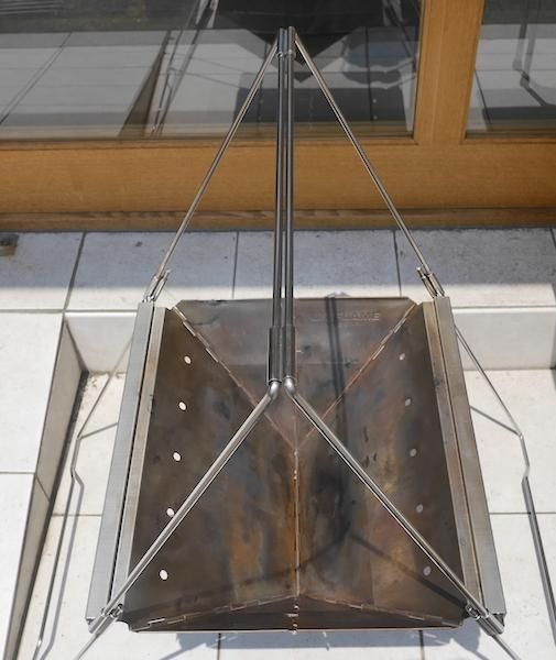 ユニフレーム UNIFLAME 焚火ベース450 新品未使用品 Amazon | ユニフレーム (UNIFLAME) 焚き火ベース450 682951