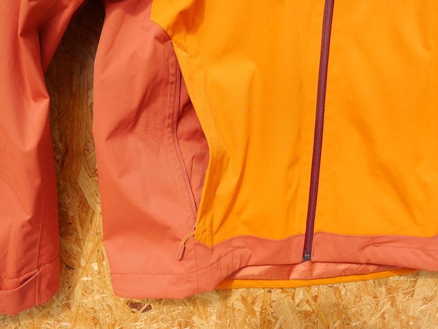 MOUNTAIN HARDWEAR マウンテンハードウェア＞ Dragon's Back Jacket