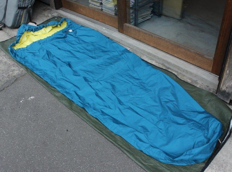 mont-bell モンベル＞ Gor. Side Zip Sleeping Bag Cover ゴアサイド