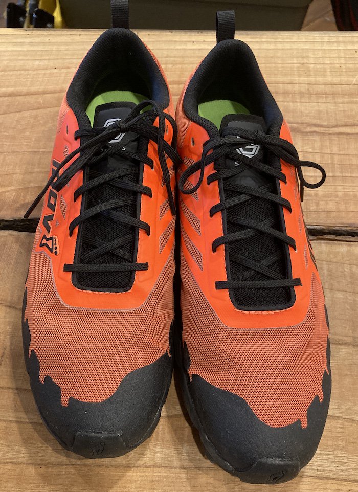 inov-8 イノヴェイト＞ X-TALON G 235 エックスタロン G235 | 中古