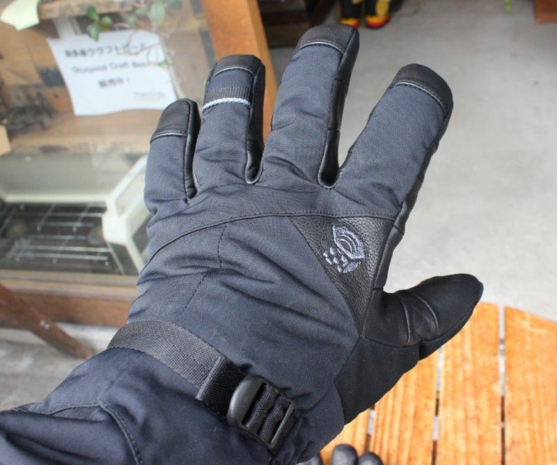 MOUNTAIN HARDWEAR マウンテンハードウエア＞ Jalapeno OutDry Glove 