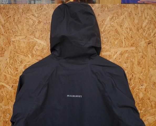 MAMMUT マムート＞ Masao Light HS Hooded Jacket AF マサオライト