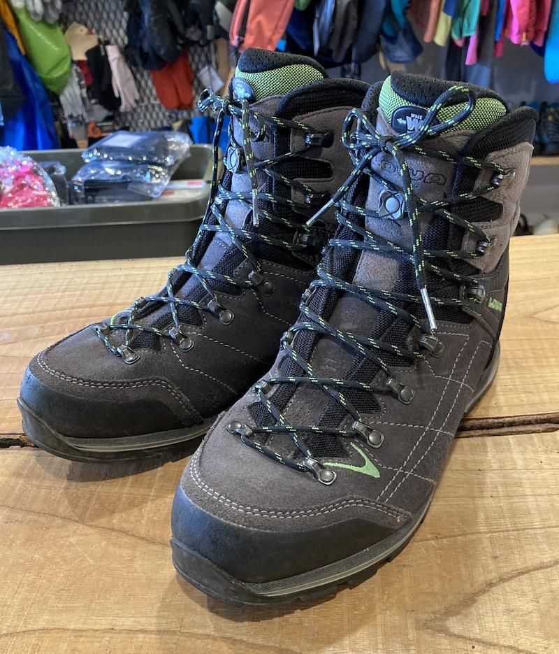 LOWA ローバー 登山用トレッキングシューズ UK4 VANTAGE GTX