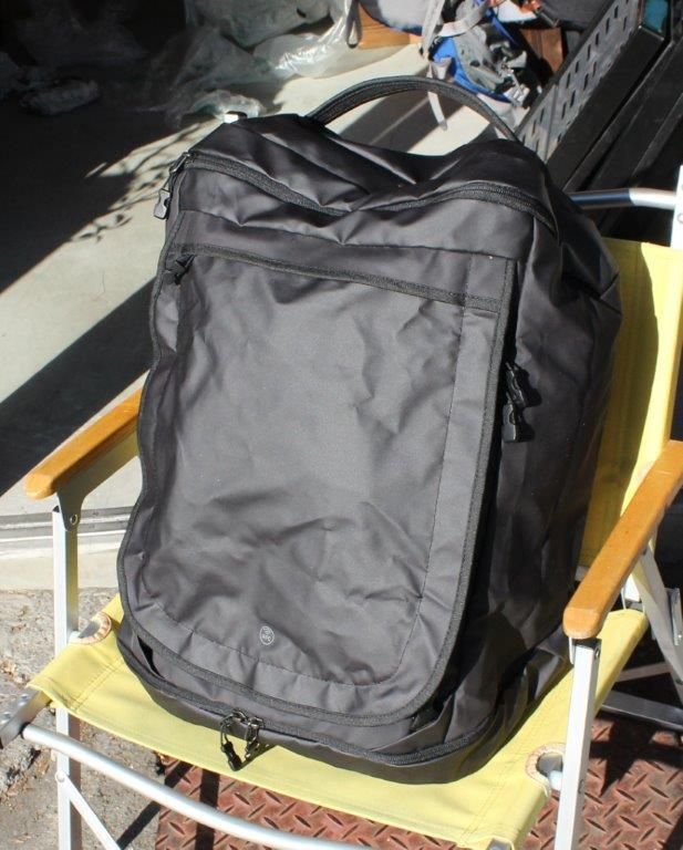 【中古・美品deuter DUFFEL PRO 40 リュック型ダッフルバッグ 中古・美品deuter DUFFEL PRO 40 リュック型ダッフルバッグ