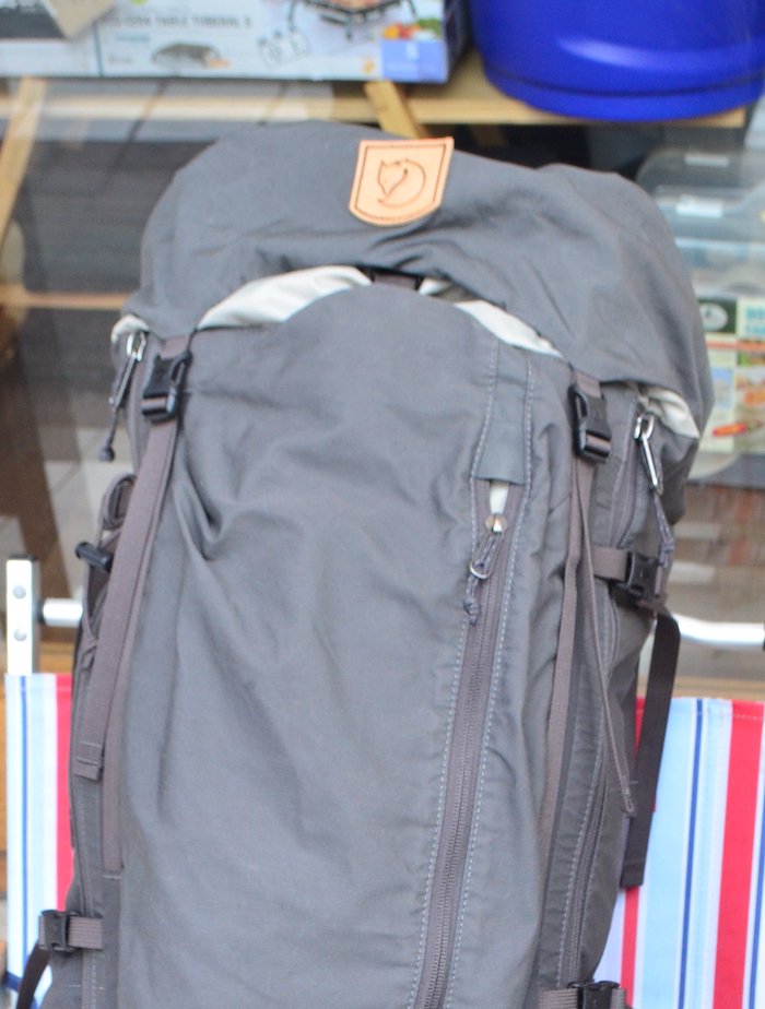 FJALL RAVEN フェールラーベン＞ Abisko Friluft 35 W | 中古