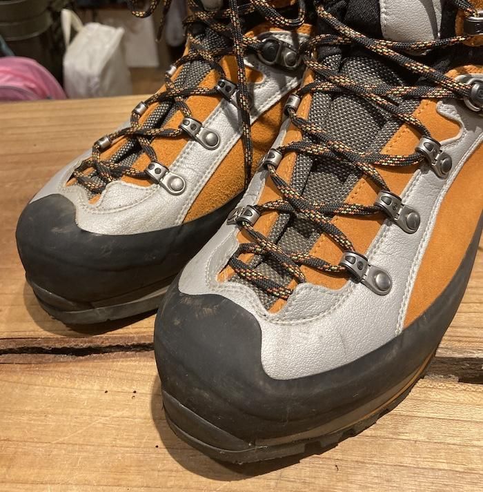 SCARPA トリオレプロGTX 登山靴 37.0 約23cm - 登山用品