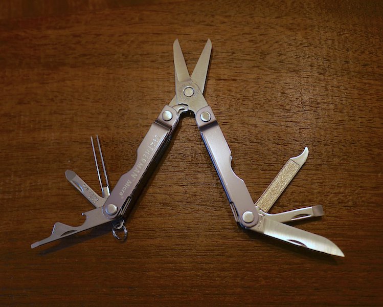 LEATHERMAN レザーマン＞ MICRA Gray マイクラ グレー【クリックポスト便】対応 | 中古アウトドア用品・中古登山用品  買取・販売専門店 : maunga (マウンガ)