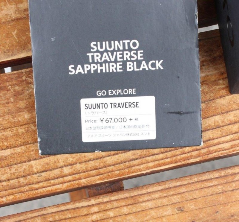 SUUNTO スント＞ TRAVERSE SAPPHIRE BLACK トラバースサファイア