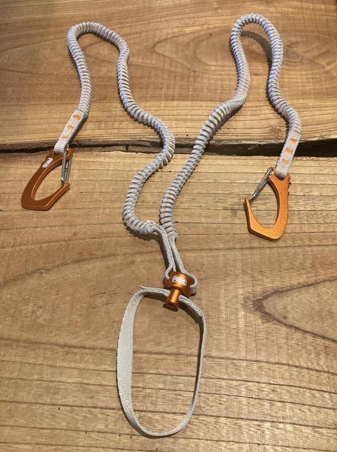 PETZL - ペツル（PETZL）、V-リンク（V-LINK）、アイスクライミング、中古品 PETZL - ペツル（PETZL）、V-リンク（V-LINK）、アイス