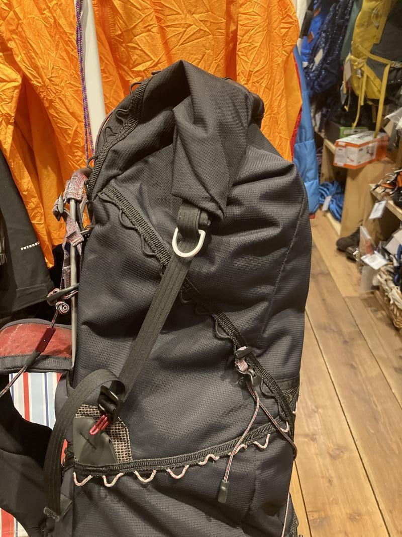 卸売り KLATTERMUSEN ARVAKER60L Side Pockets6L付き rebs.de