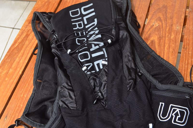 ULTIMATE DIRECTION アルティメイトディレクション＞ RUNNERS VEST 4.0 ランナーズベスト4.0 |  中古アウトドア用品・中古登山用品 買取・販売専門店 : maunga (マウンガ)