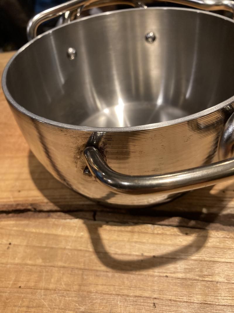 村の鍛冶屋＞ TSBBQ ライトステンレス ダッチオーブン 6インチと