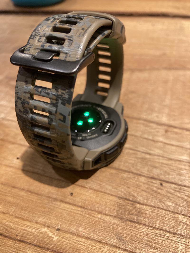 GARMIN ガーミン＞ INSTINCT TACTICAL CAMOFLAGE｜ 中古アウトドア用品