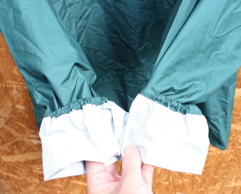 山と道 YAMATOMICHI＞ UL Rain Hoody PU Sosui ユーエルレイン