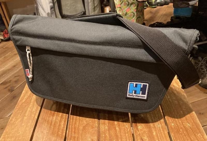 Helly hansen best sale messenger bag