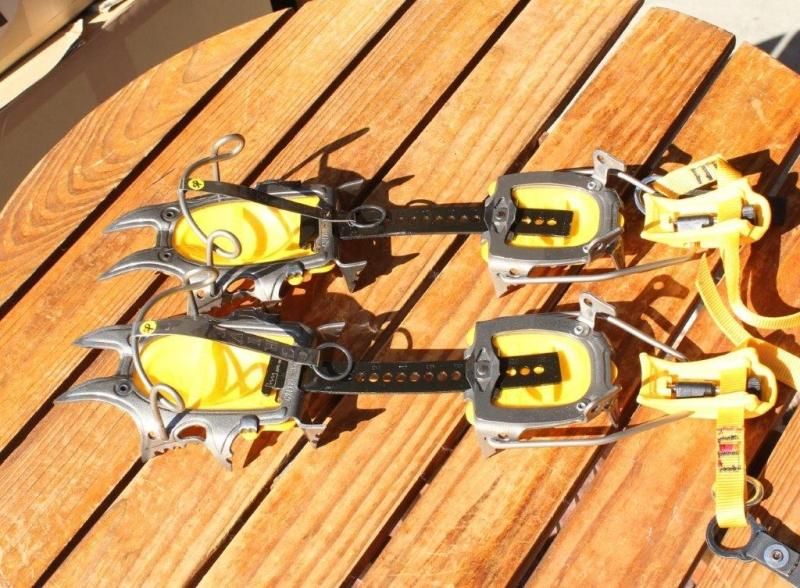 アウトドア 登山用品 GRIVEL アイゼン AIR TECH Cramp-O-Matic 値下げしました= ladonna.co.jp