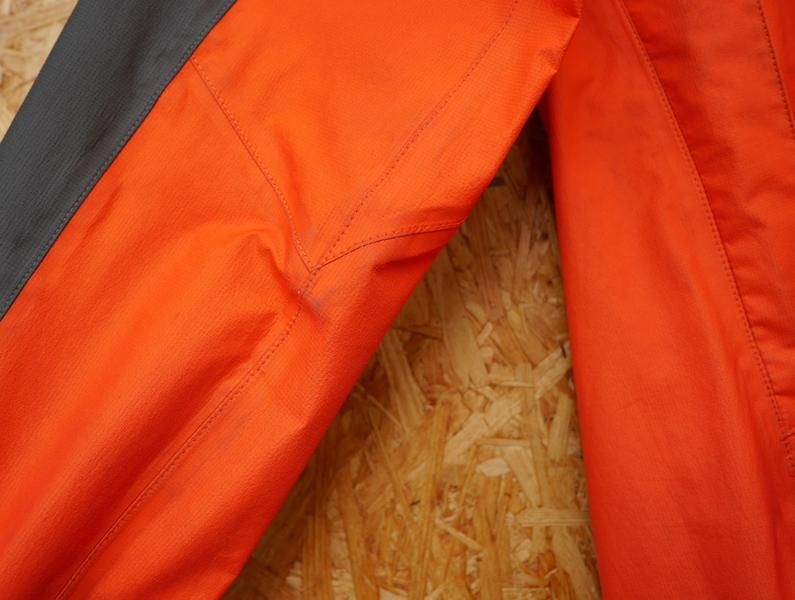MAMMUT マムート＞ GORE-TEX CLIMATE Light Rain-Suits