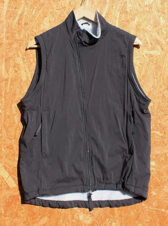 山と道 YAMATOMICHI＞ Light Alpha Vest/Jacket ライトアルファベスト