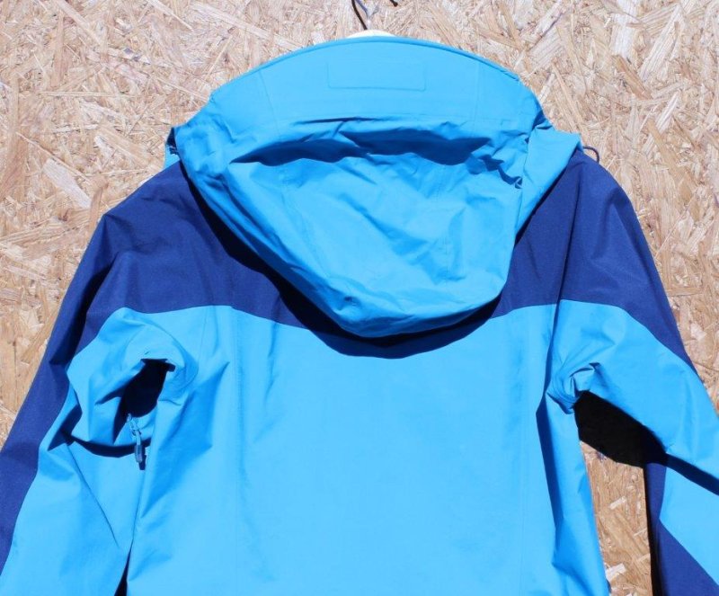 ＜HAGLOFS　ホグロフス＞　Spitz Jacket　スピッツジャケット | 中古アウトドア用品・中古登山用品 買取・販売専門店 : maunga  (マウンガ)