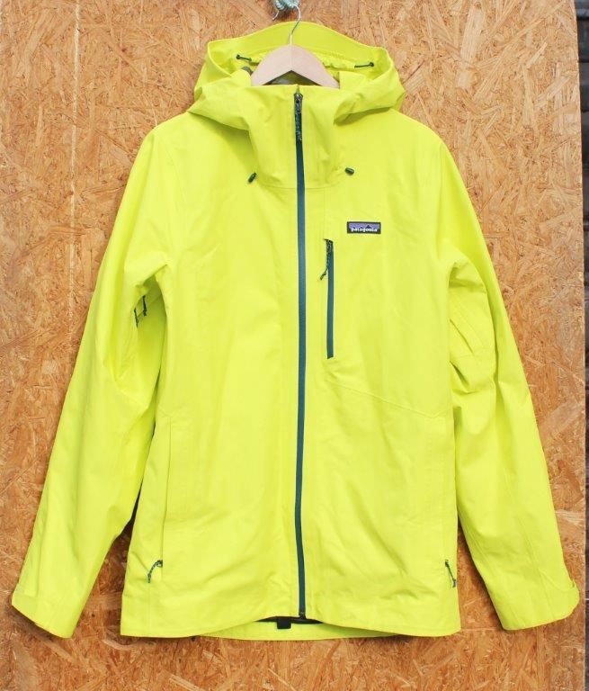 2021年12月購入Patagonia M's Powder  Bowl Jkt