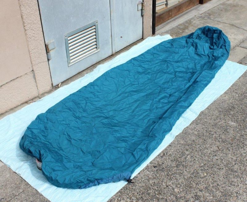 mont-bell モンベル＞ Gor. Side Zip Sleeping Bag Cover ゴアサイド