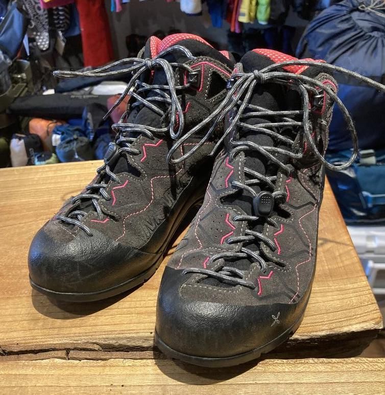 モンチュラdual trek GTX 美品 - 登山用品