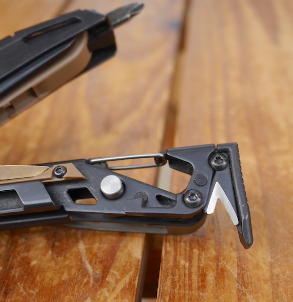 LEATHERMAN レザーマン＞ MUT Black マット ブラック | 中古アウトドア