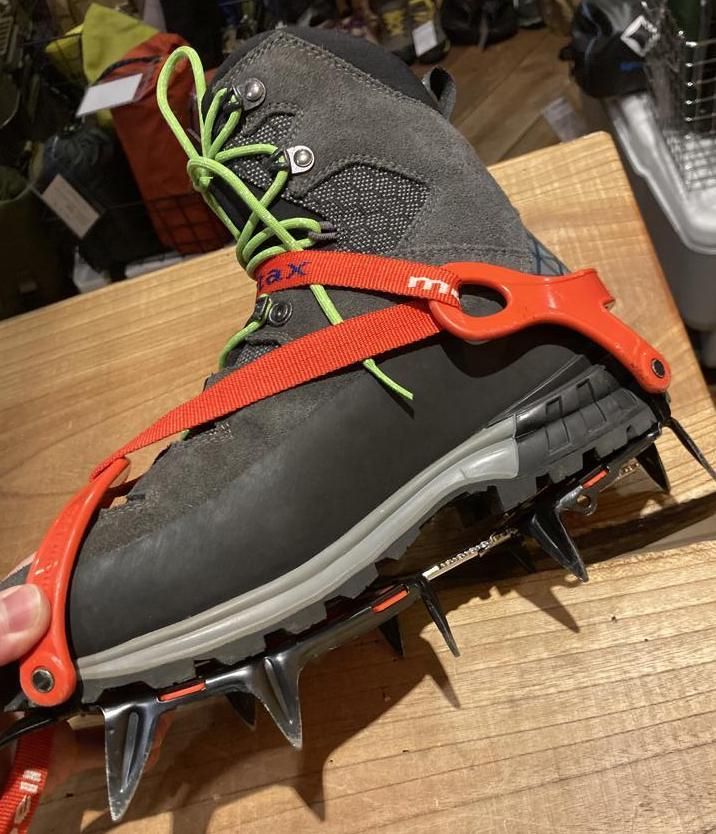 mont-bell アイゼン12本爪 ヨドバシ.com - モンベル mont-bell LXT-12アイゼン 1141149 S/M