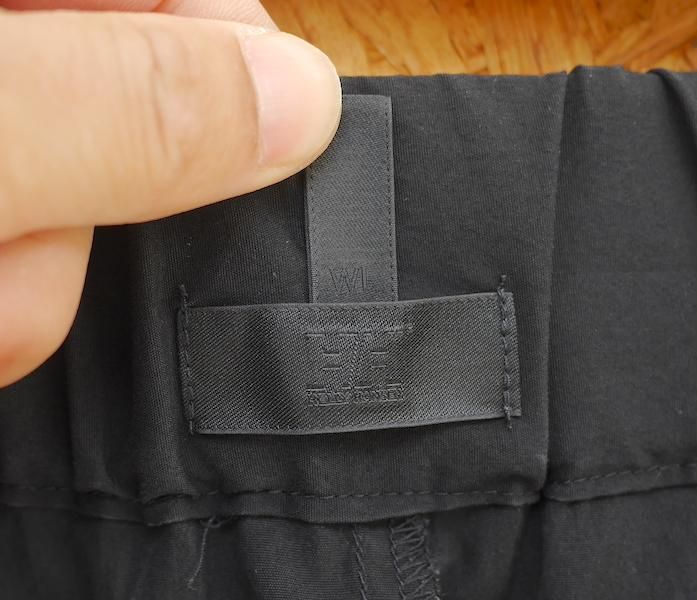 美品✨へリーハンセン ボードウェア パンツ 水玉 ブラック Mサイズ メンズ 話題の行列 ボードウェア 美品✨へリーハンセン パンツ M