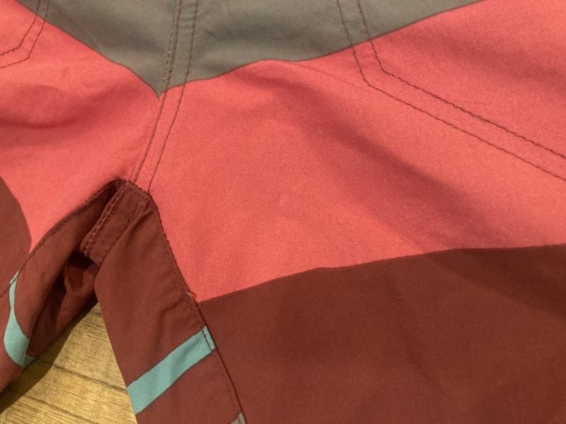 mont-bell モンベル＞ プリント H2.OD ショーツ Kid's 100