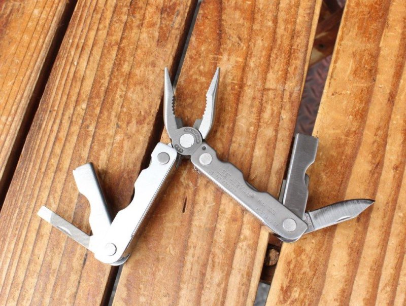 LEATHERMAN レザーマン＞ MINI TOOL ミニツール 【クリックポスト便】対応 | 中古アウトドア用品・中古登山用品 買取・販売専門店  : maunga (マウンガ)