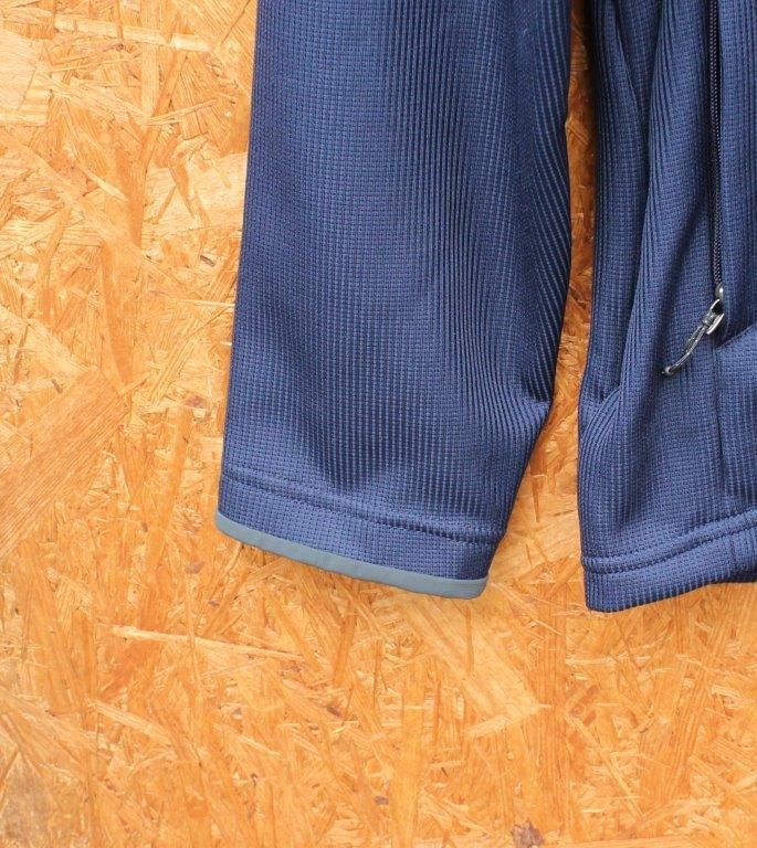 finetrack ファイントラック＞ DROUGHT SENSOR JACKET ドラウト
