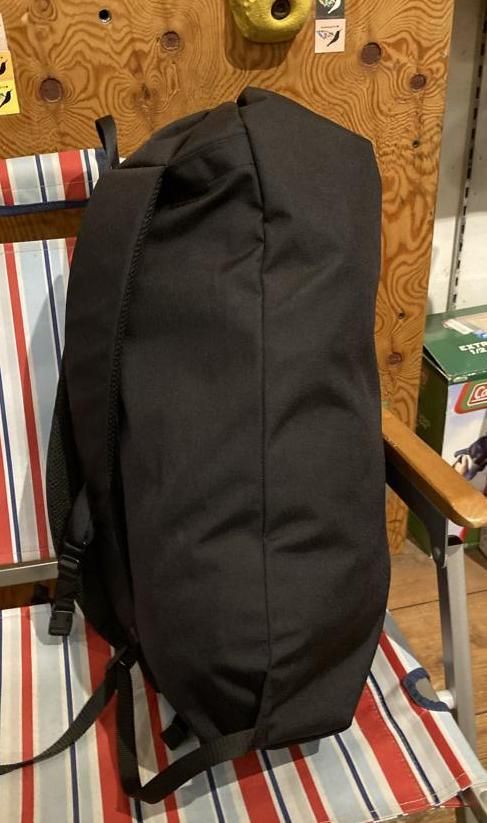 lululemon Backpackブラックほぼ新品