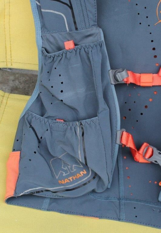 【新品未使用】ネイサン　ベイパーカー 4L メンズ（ボトル2本付属）　トレラン NATHAN ネイサン＞ VaporKrar 4L 2.0 ベイパーカー4L 2.0 | 中古