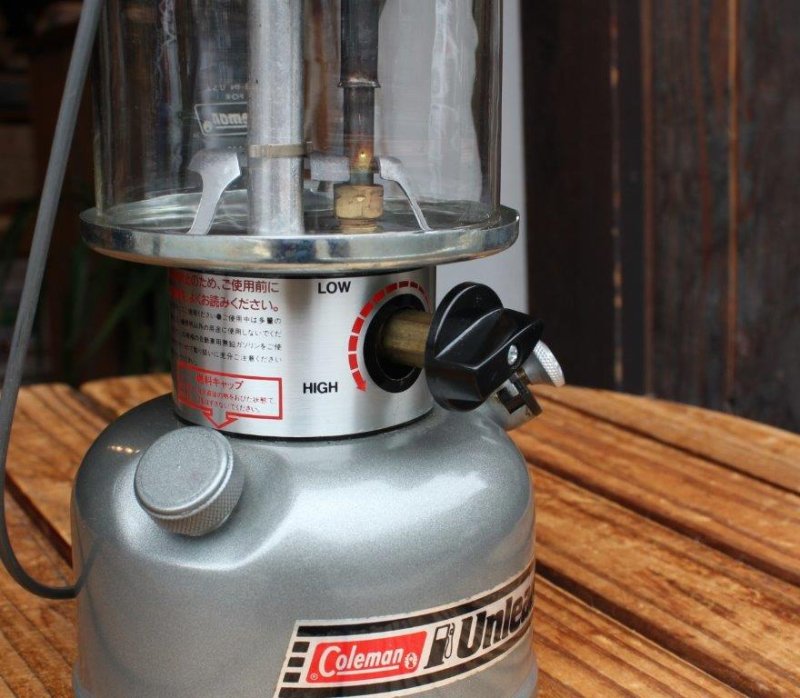 Coleman コールマン＞ Single Mantle Lantern 282 Unleaded ワンマントルランタン282アンリーデッド  中古アウトドア用品・中古登山用品 買取・販売専門店 maunga (マウンガ)