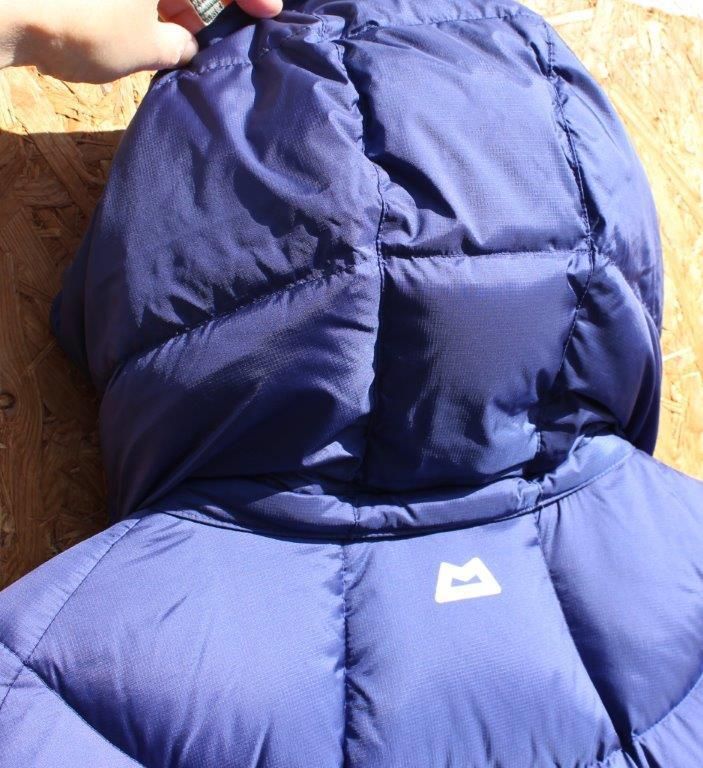 MOUNTAIN EQUIPMENT マウンテンイクイップメント＞ Ws Lightline Jacket ウィメンズライトラインジャケット |  中古アウトドア用品・中古登山用品 買取・販売専門店 : maunga (マウンガ)