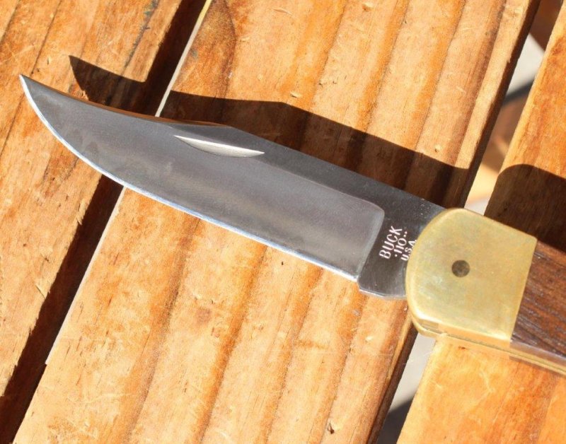 BUCK バック＞ Folding Hunter Knife フォールディングハンターナイフ #110 | 中古アウトドア用品・中古登山用品  買取・販売専門店 : maunga (マウンガ)