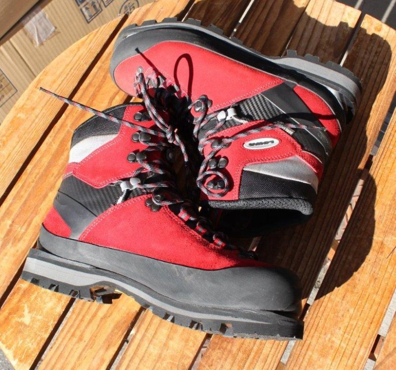 ＜LOWA　ローバー＞　MOUNTAIN EXPART GTX　マウンテンエキスパートGTX | 中古アウトドア用品・中古登山用品 買取・販売専門店  : maunga (マウンガ)