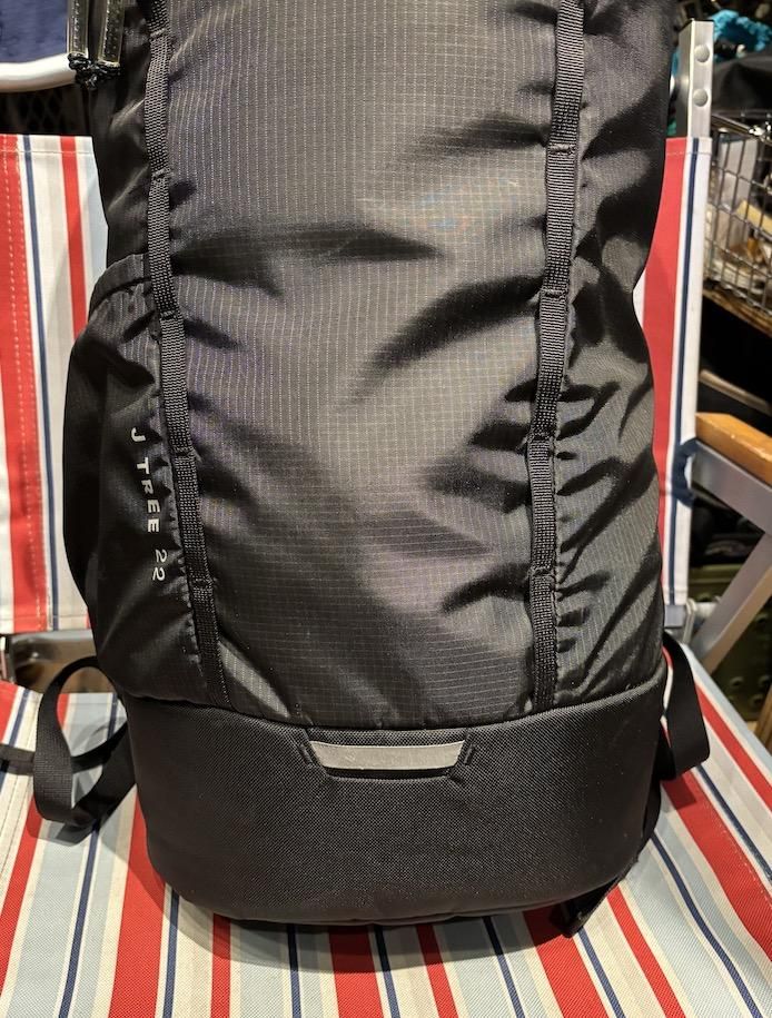 MOUNTAIN HARDWEAR マウンテンハードウエア＞ J Tree 22 J