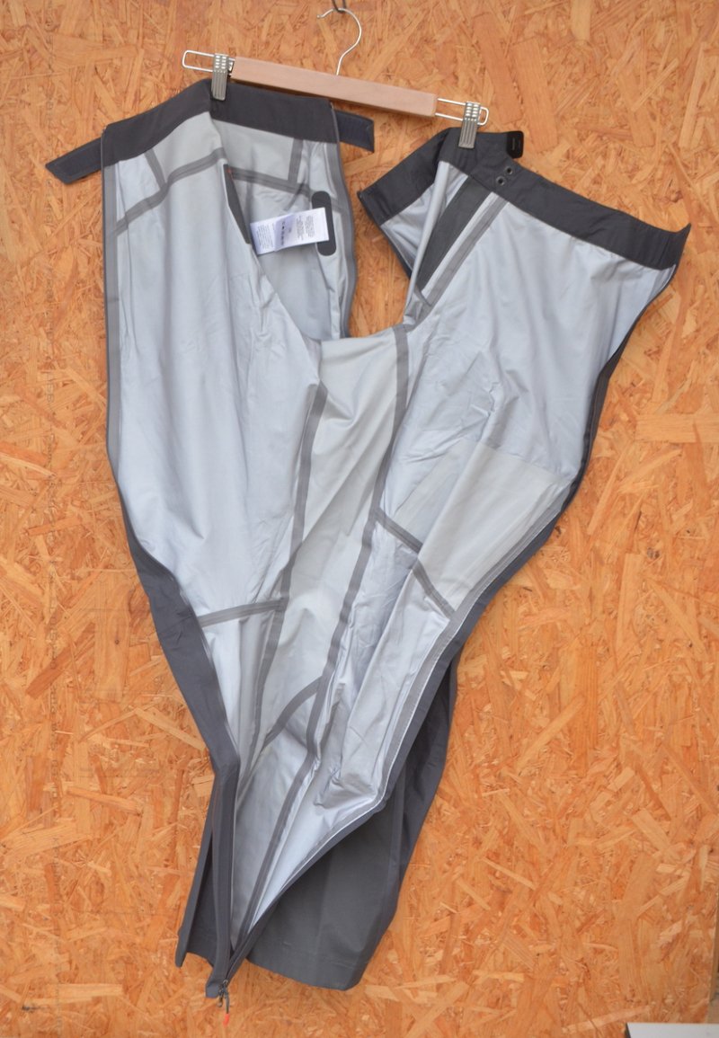 MOUNTAIN HARDWEAR マウンテンハードウエア＞ Seraction Pants セラクションパンツ | 中古アウトドア用品・中古登山用品  買取・販売専門店 : maunga (マウンガ)