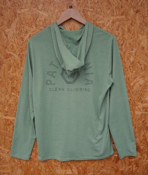 パタゴニア　クールデイリーグラフィックフーディー　新品未使用品 メンズ・キャプリーン・クール・デイリー・グラフィック